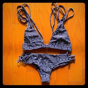 Tori Praver Chandak set in Jaipur indigo, XS